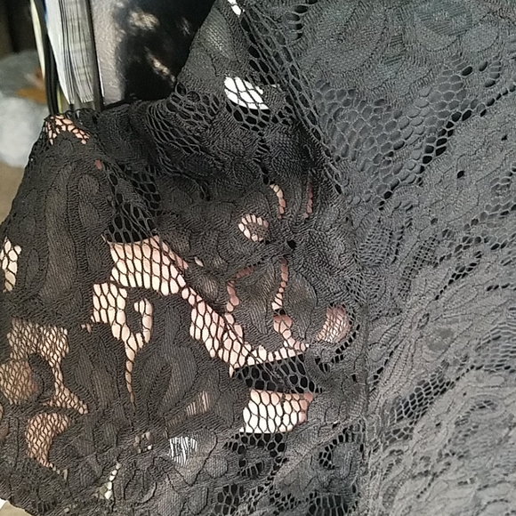 NWT Lace Flutter-Sleeve Swing Dress (w Pockets!) - Picture 5 of 9